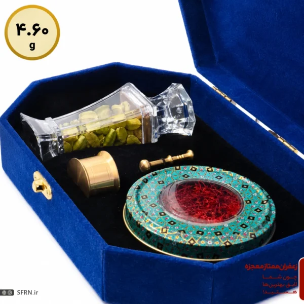 باکس کادویی وارش همراه با 1 مثقال زعفران و 10 گرم هل
